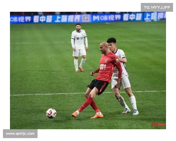 成都蓉城客场不敌天津津门虎，积分榜降至第四位